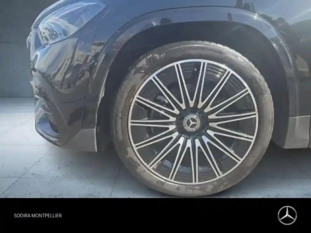 Mercedes Gla 200 d 150ch amg line 8g-dct — photo 9