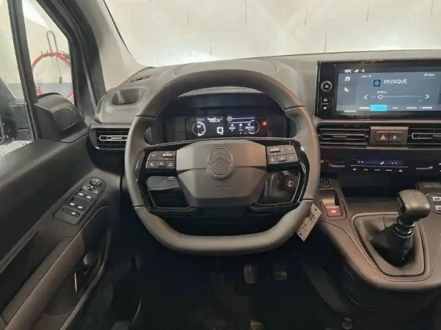 Citroën Berlingo diesel 100 ch m manuelle — photo 49
