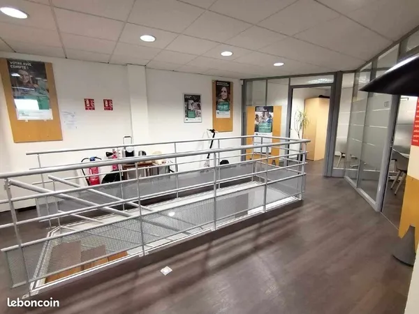 Murs commerciaux 117 m² Hyères