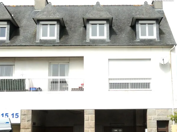 Appartement F3 proche commerces et mer