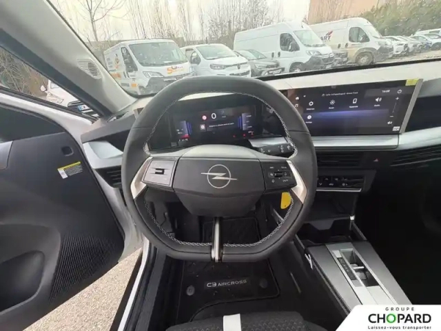 Opel Frontera 1.2 turbo hybrid 145 ch e-dct6 — photo 41