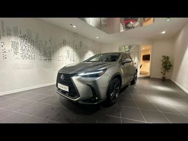 Lexus NX Lexus NX 350h 200ch Luxe Plus 2WD MY26 — photo 1