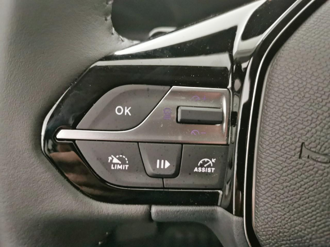 Peugeot 308 hybrid 145 e-dcs6 style — photo 20