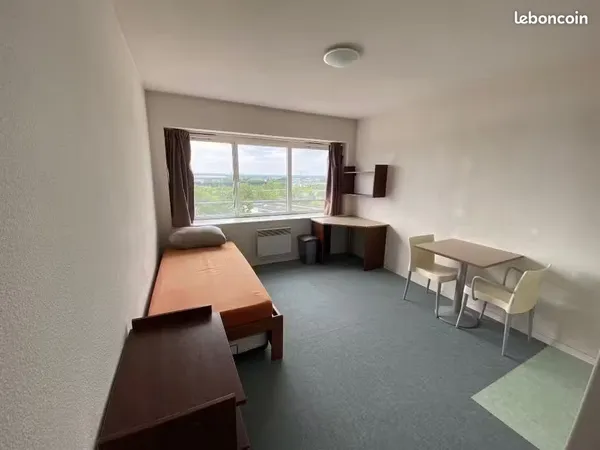 Studio 1 pièce 23 m²