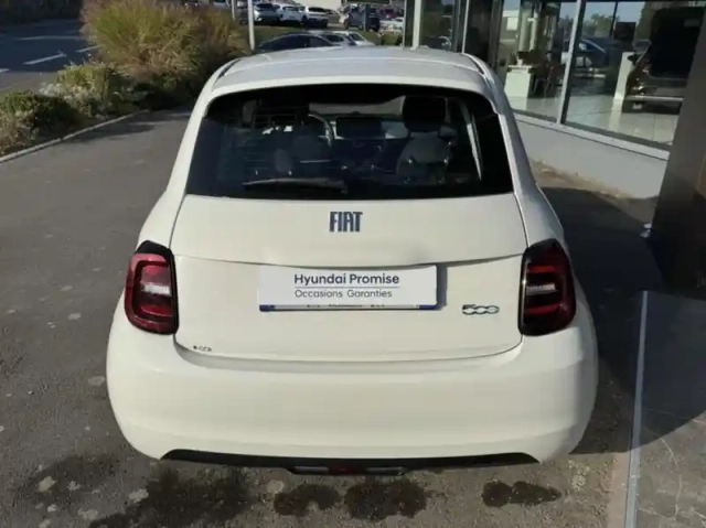 Fiat 500 e 118ch my23 — photo 6