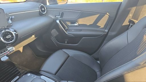 Mercedes Classe CLA 2.0 200d 150 8G-DCT - Progressive Line – 2020 – 108248 km – Diesel – Boîte Automatique — photo 5