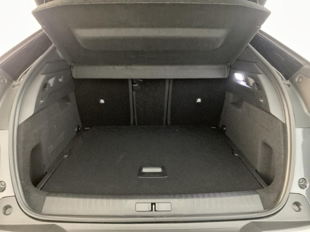 Peugeot 3008 hybrid 145 e-dcs6 gt — photo 6