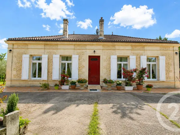 Maison 11 pièces 402 m²