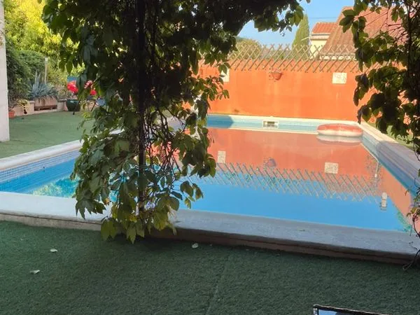 Maison de 120m2 sur 600 m2 située dans une impasse