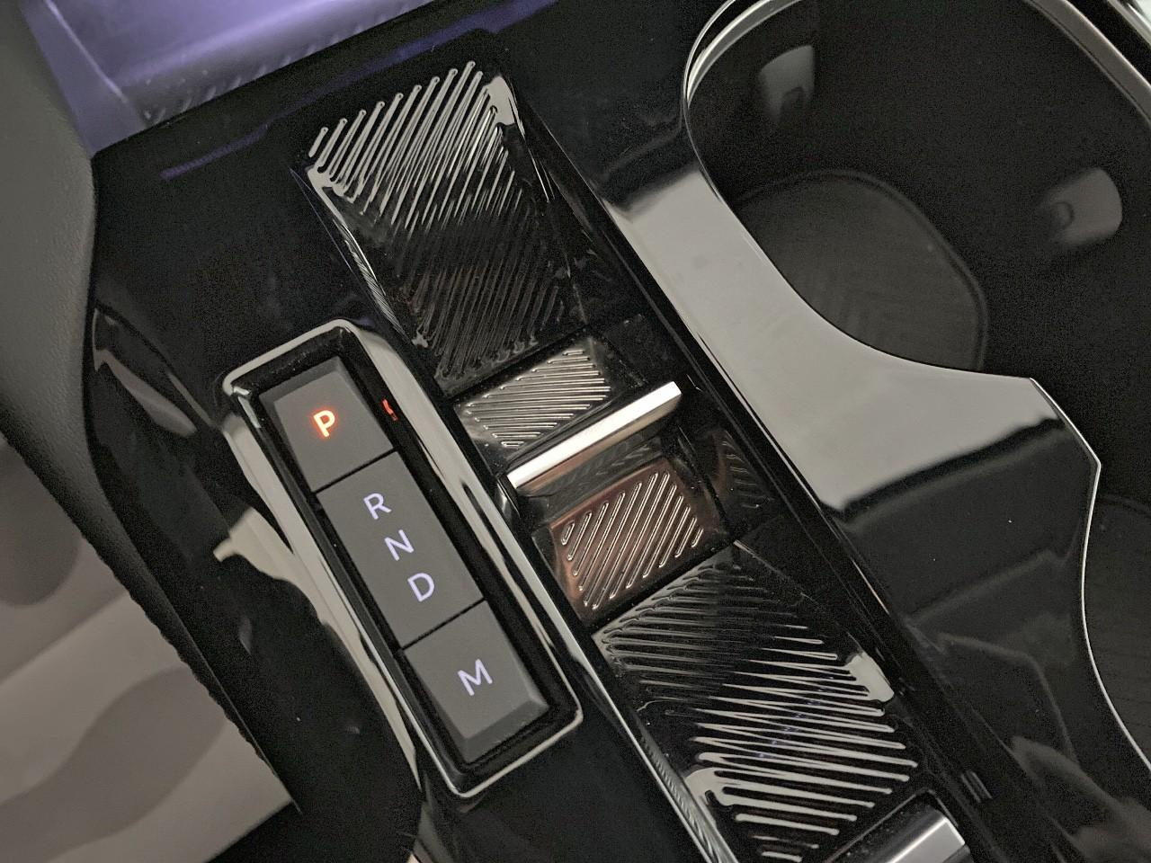Citroën C5 X hybride 145 ch e-dcs6 plus — photo 15