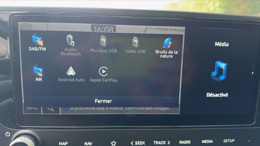 Hyundai Bayon 1.0 T-GDi MHEV 100 - Creative – 2022 – 52200 km – Hybride essence – Boîte Manuelle — photo 13