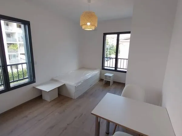 Studio 1 pièce 20 m²