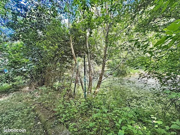 Terrain 5850 m² COSSESSEVILLE