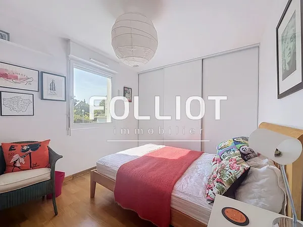 A Vendre Appartement à Carteret ? Élégant duplex avec terrasse à deux pas des commerces!