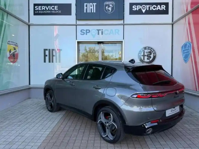 Alfa Romeo Tonale 1.3 ibrida plug-in 270ch veloce at6 e-q4 — photo 6