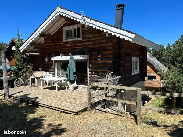 Joli chalet bois massif