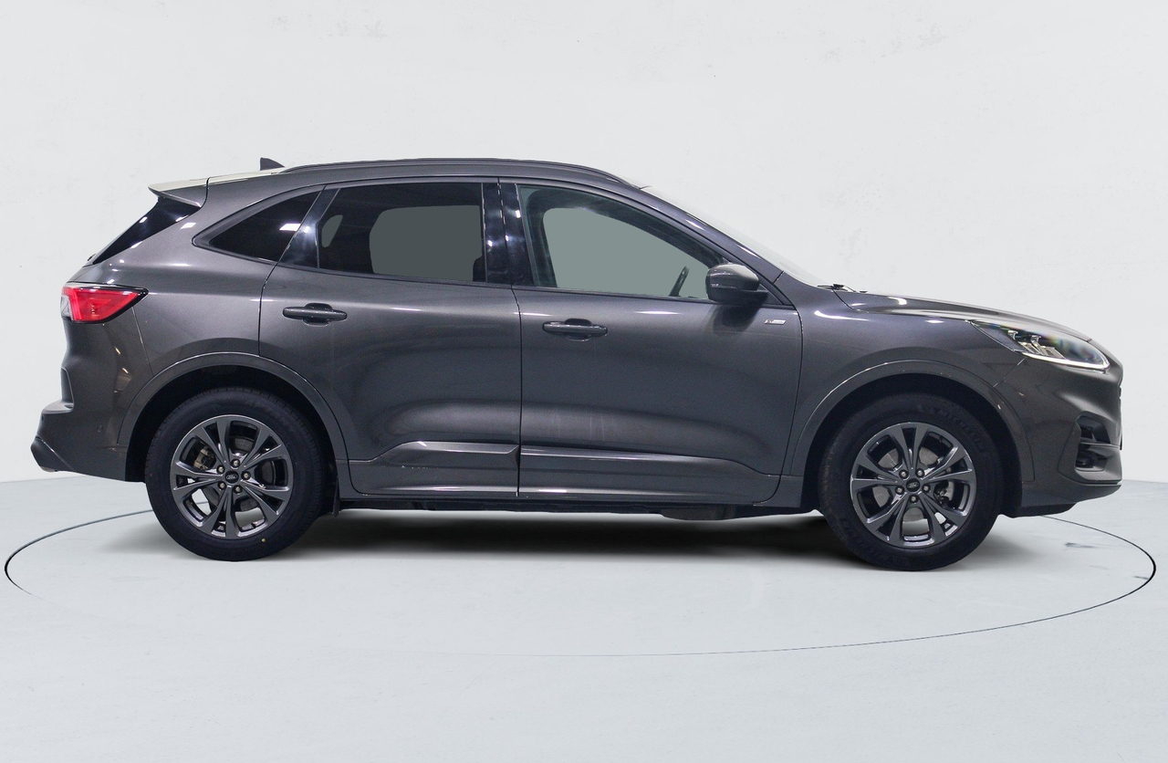 Ford Kuga — photo 6