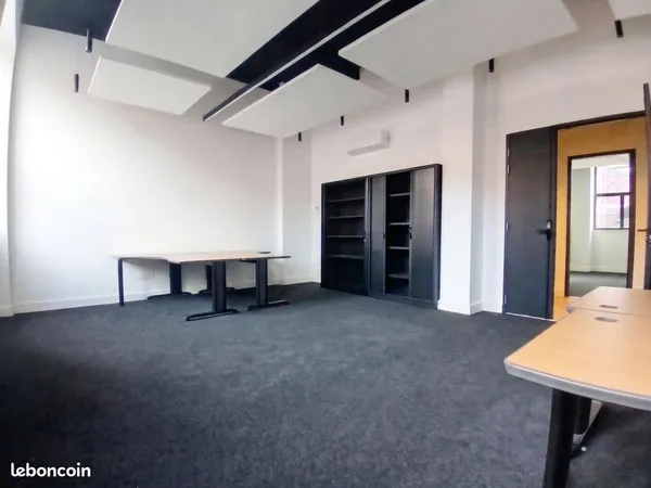 À LOUER CENTRE VILLE DE LENS- SUPERBES BUREAUX DE 231 m² + 2 PLACES DE PARKING
