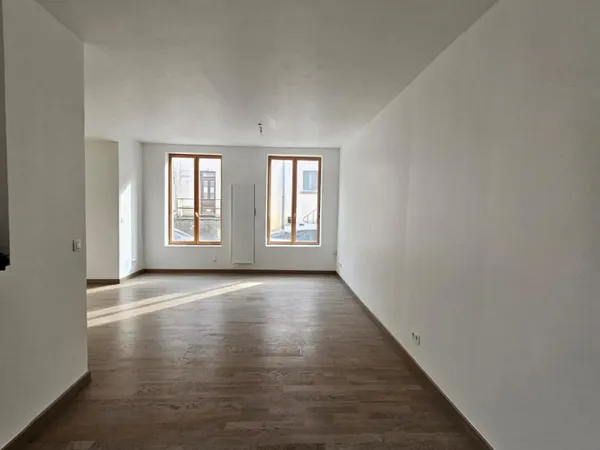 Maison 5 pièces sans travaux + combles aménageables