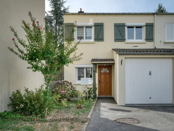 Maison à vendre 4 pièces PLAISIR (78)