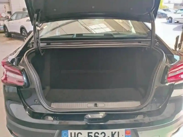 Citroën C4 x hybride 136 ch e-dcs6 plus — photo 8