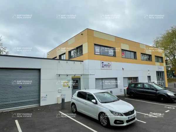 Bureaux 253 m²