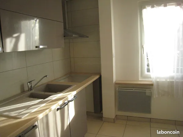 Appartement F2 hypercentre