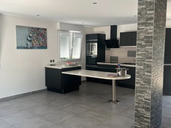 Appartement 3 chambres 100m2 quartier saint Claude