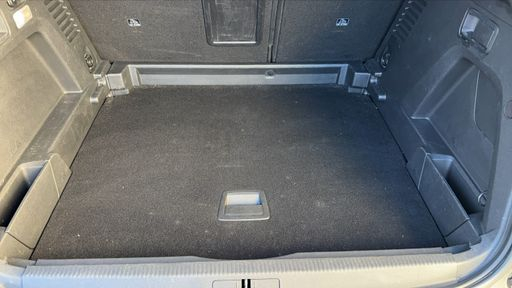Peugeot 3008 1.2 PureTech 130 EAT8 - Allure – 2017 – 150212 km – Essence – Boîte Automatique — photo 29