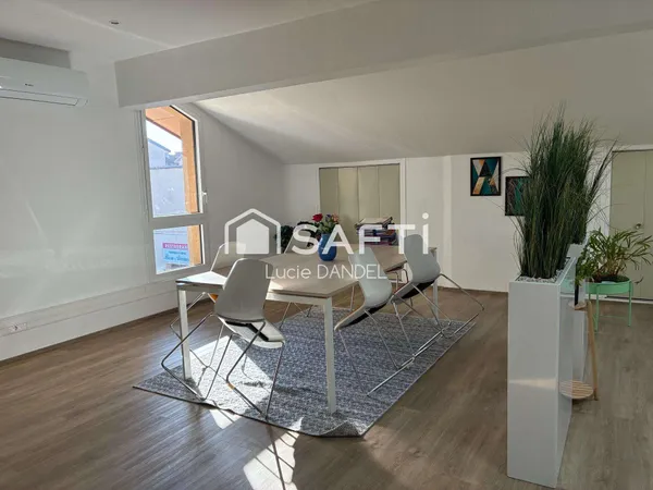 Bureau à louer de 158m² à Bourg en Bresse