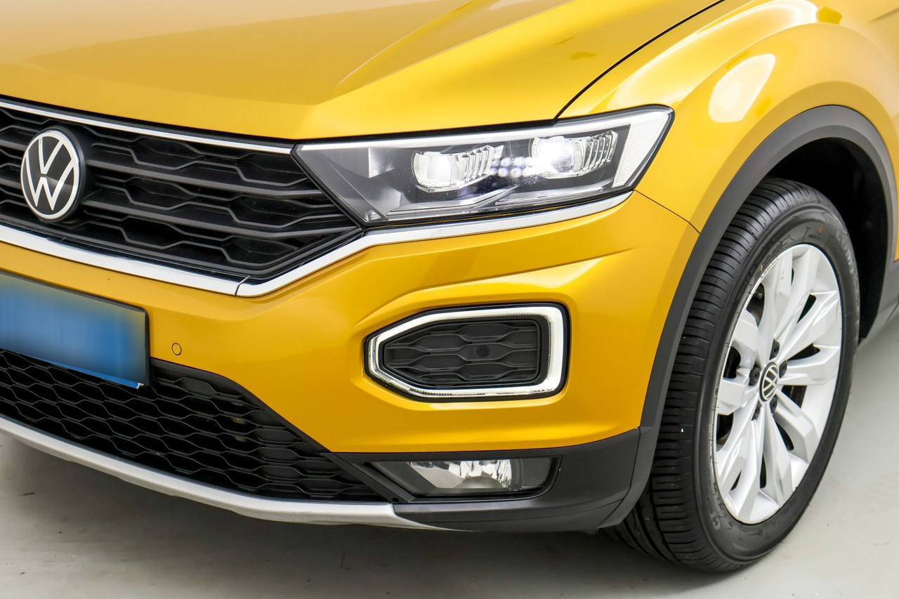 Volkswagen T-Roc — photo 9