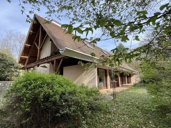 Maison Vente Plaimpied-Givaudins 6p 176m² 367500€