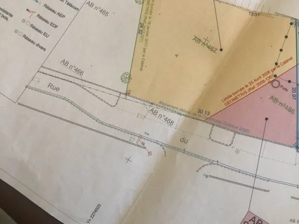 Vends terrain à batir à Jonqières 34725