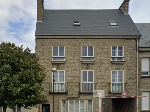 Immeuble 8 pièces 180 m²