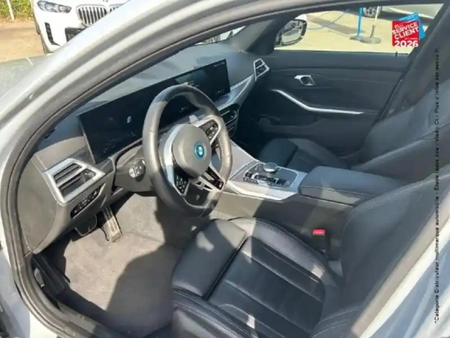 Bmw Serie 3 série 3 330ea xdrive 292ch m sport — photo 15