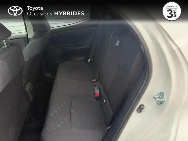 Toyota Yaris 116h design 5p my25 — photo 12