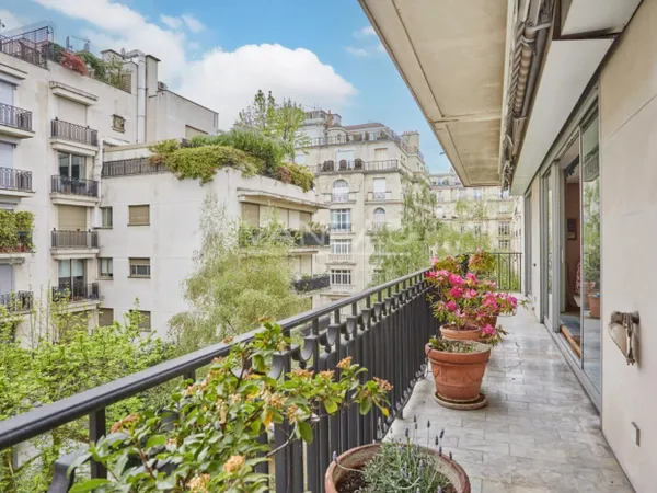 Neuilly - Quartier Charles Laffitte/Bois de Boulogne - Dernier é