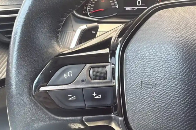 Peugeot 2008 puretech 130 s&amp;s eat8 — photo 56