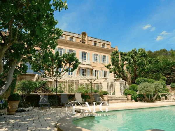 Maison 16 pièces