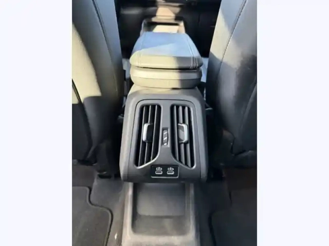 Bmw X1 18 d sdrive xline — photo 18