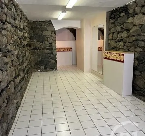 Commerce 22 m²