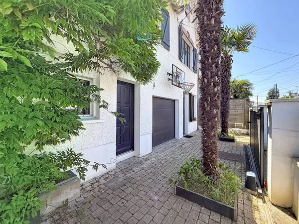 Maison 5 pièces 185 m²