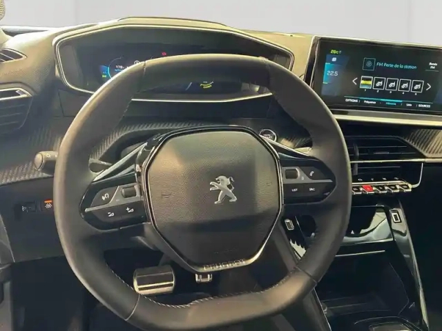 Peugeot 2008 e- 136ch roadtrip — photo 13