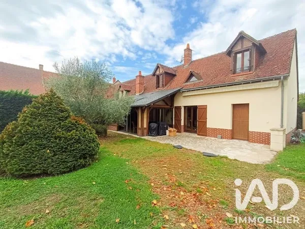 Maison 10 pièces 236 m²
