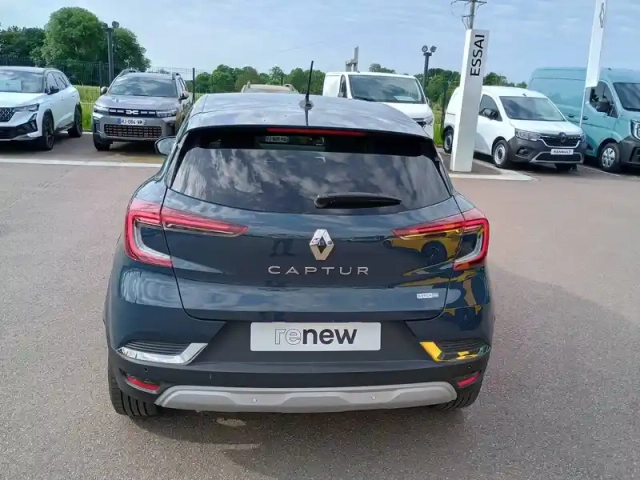 Renault Captur e-tech plug-in 160 - 21 — photo 3