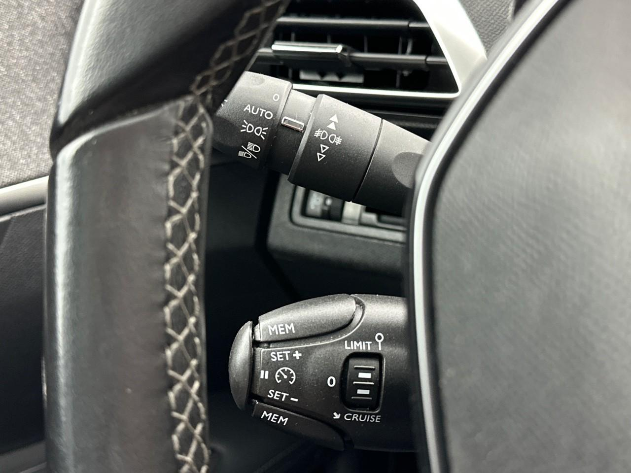 Peugeot 3008 puretech 130ch s&s bvm6 allure — photo 17