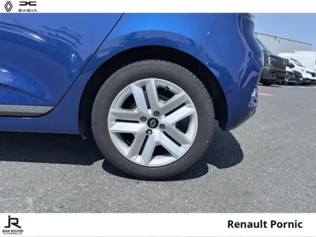 Renault Clio 1.5 blue dci 100ch evolution - 24 — photo 8