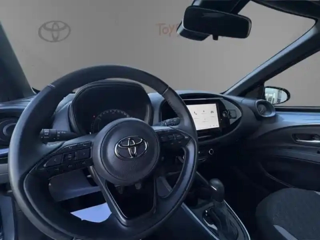 Toyota Aygo 1.0 vvt-i 72 design s-cvt — photo 11