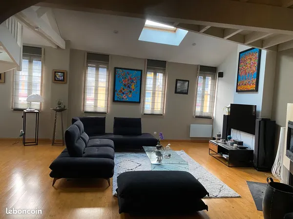 Magnifique Loft / Clim / accès Piscine