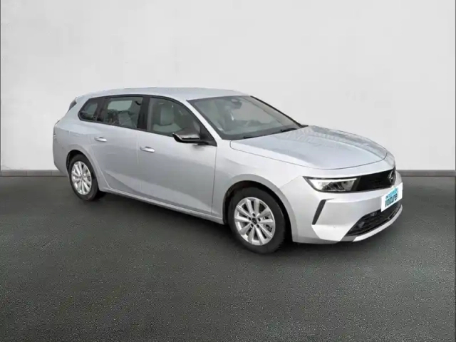 Opel Astra sports tourer 1.2 turbo hybride 145 ch e-dct6 — photo 21
